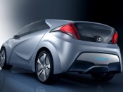2009 hyundai blue will concept rear angle