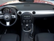 2009 mazda mx 5 dashboard