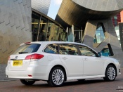2010 subaru legacy tourer rear angle