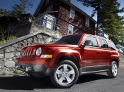 2011 jeep partiot side