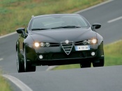 Ala romeo brera contry roads