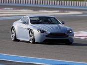Aston martin v12 vantage rs concept track