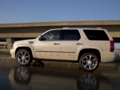 cadillac escalade hybrid 2009 speed
