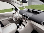 Citroen c3 picasso interior