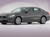 Infiniti m35 hybrid front angle