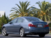 Infiniti m 2009 rear angle