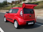 Kia aero soul rear angle