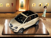 lancia ypsilon exposition