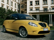 lancia ypsilon sport momodesign