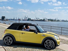 Mini cabrio 2009 side right (click to view)