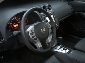 Nissan altima sedan