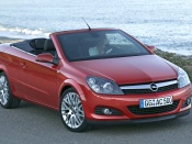 Opel astra twin top girl